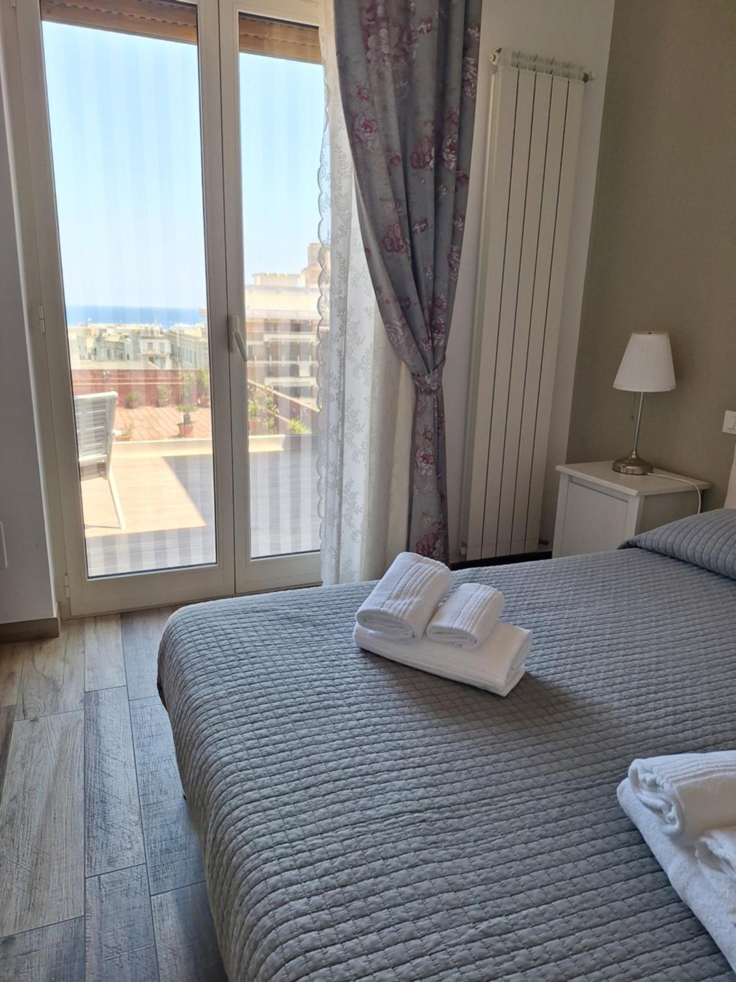 Vistamare House Hotel Monopoli Buitenkant foto